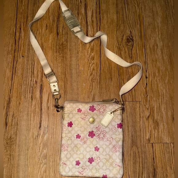 Coach Pink and Cream Floral Crossbody Bag - Picture 1 of 5
